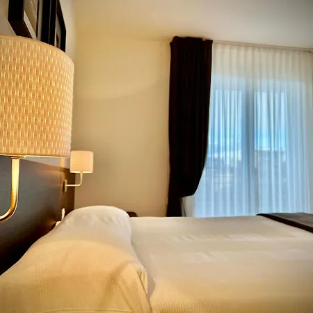 Apartment Residenza Roma Marina 2 *