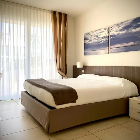 Residenza Roma Marina 2 Apartment *